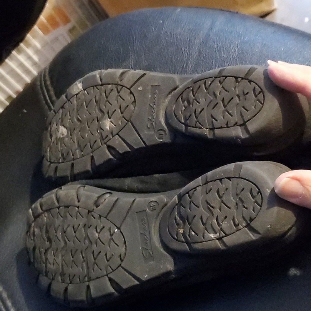 SKECHERS Size 6 - Picture 4 of 9